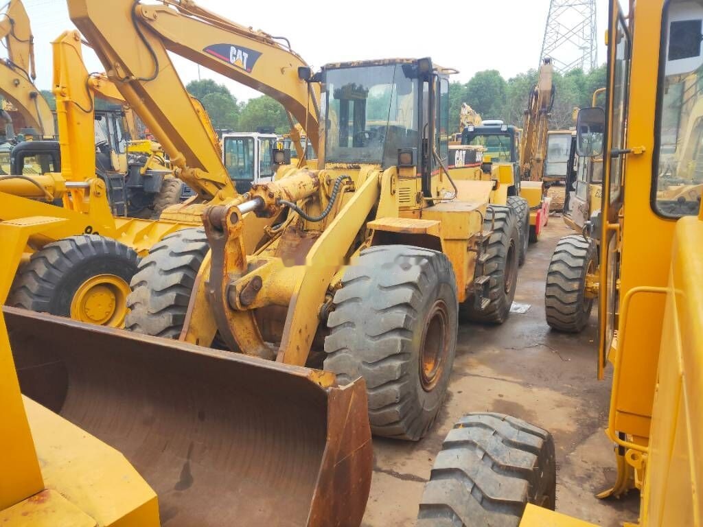 Caterpillar 966 F - Wheel loader: gambar 2 Caterpillar 966 F - Wheel loader: gambar 2