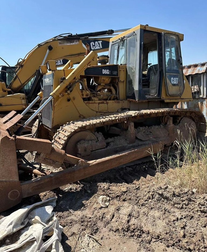Caterpillar D6G-2 - Bulldozer: gambar 3 Caterpillar D6G-2 - Bulldozer: gambar 3