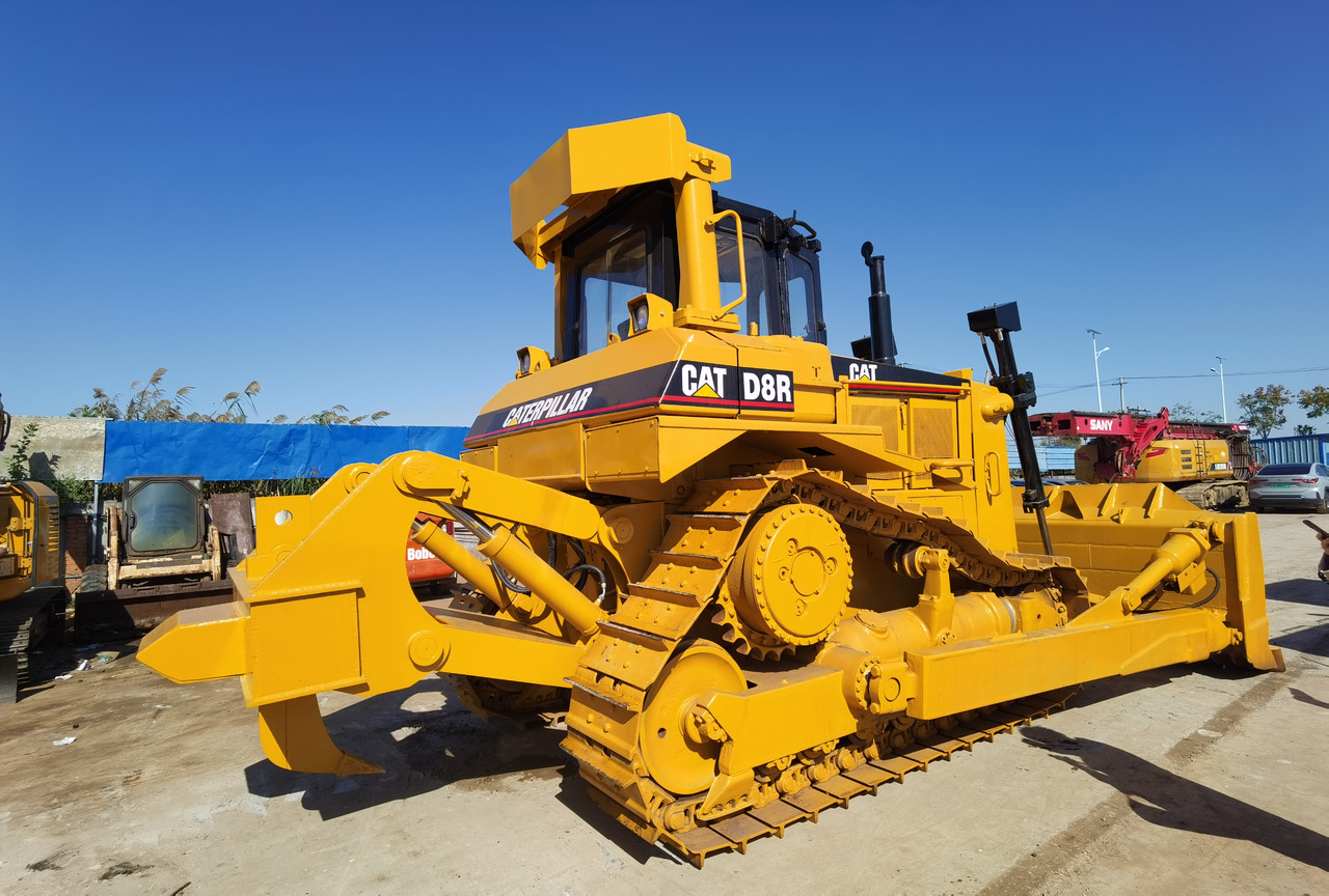 Caterpillar D8R - Bulldozer: gambar 1 Caterpillar D8R - Bulldozer: gambar 1