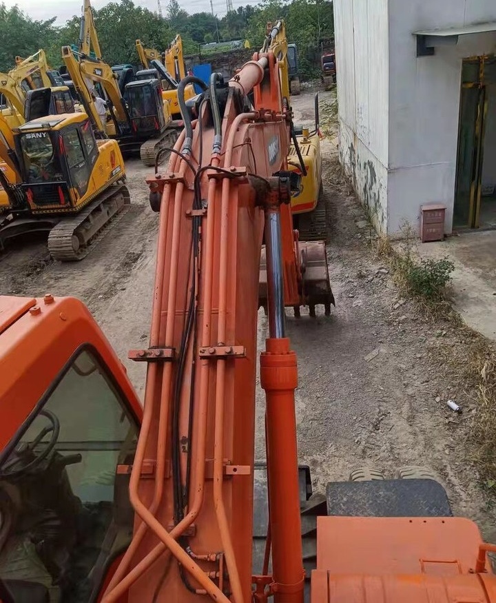 Doosan DH150W - Ekskavator roda: gambar 5 Doosan DH150W - Ekskavator roda: gambar 5
