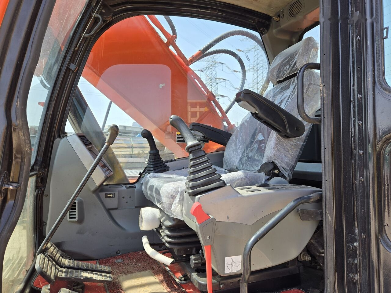 Doosan DX225 - Ekskavator perayap: gambar 5 Doosan DX225 - Ekskavator perayap: gambar 5