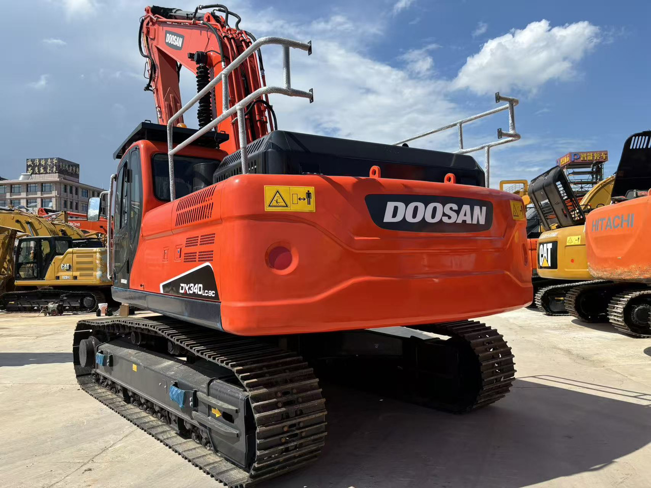 Doosan DX340 - Ekskavator: gambar 3 Doosan DX340 - Ekskavator: gambar 3