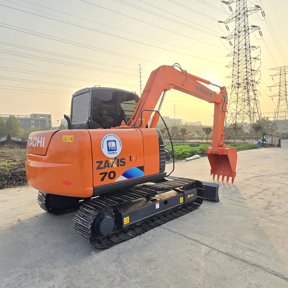 HITACHI ZX70 - Ekskavator mini: gambar 2 HITACHI ZX70 - Ekskavator mini: gambar 2