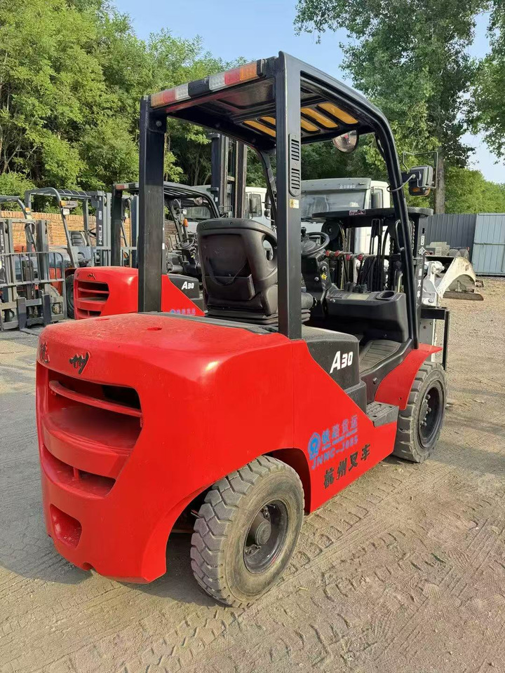 HangCha A30 - Forklift diesel: gambar 5 HangCha A30 - Forklift diesel: gambar 5