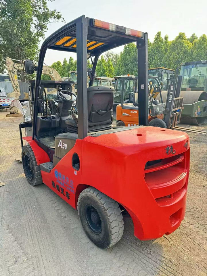 HangCha A30 - Forklift diesel: gambar 3 HangCha A30 - Forklift diesel: gambar 3