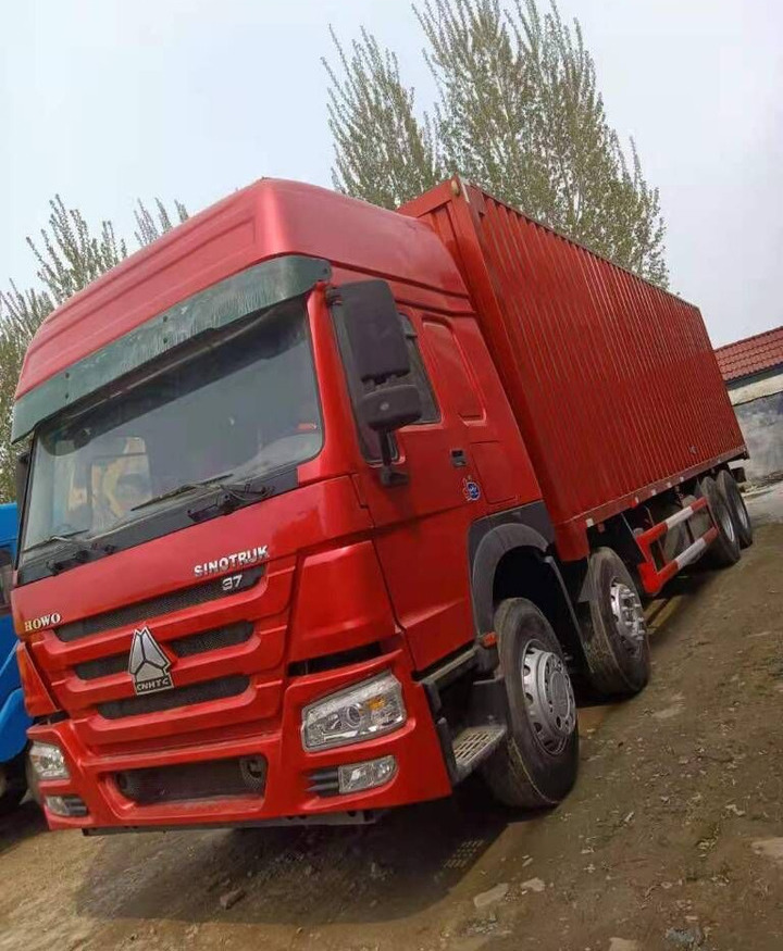 Howo 8X4 Box Truck Box Van - Pengangkut kontainer/ Container truck: gambar 1 Howo 8X4 Box Truck Box Van - Pengangkut kontainer/ Container truck: gambar 1