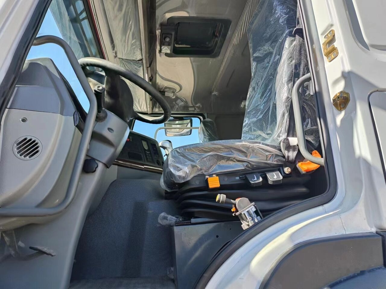 Howo  - Truk jungkit: gambar 2 Howo  - Truk jungkit: gambar 2