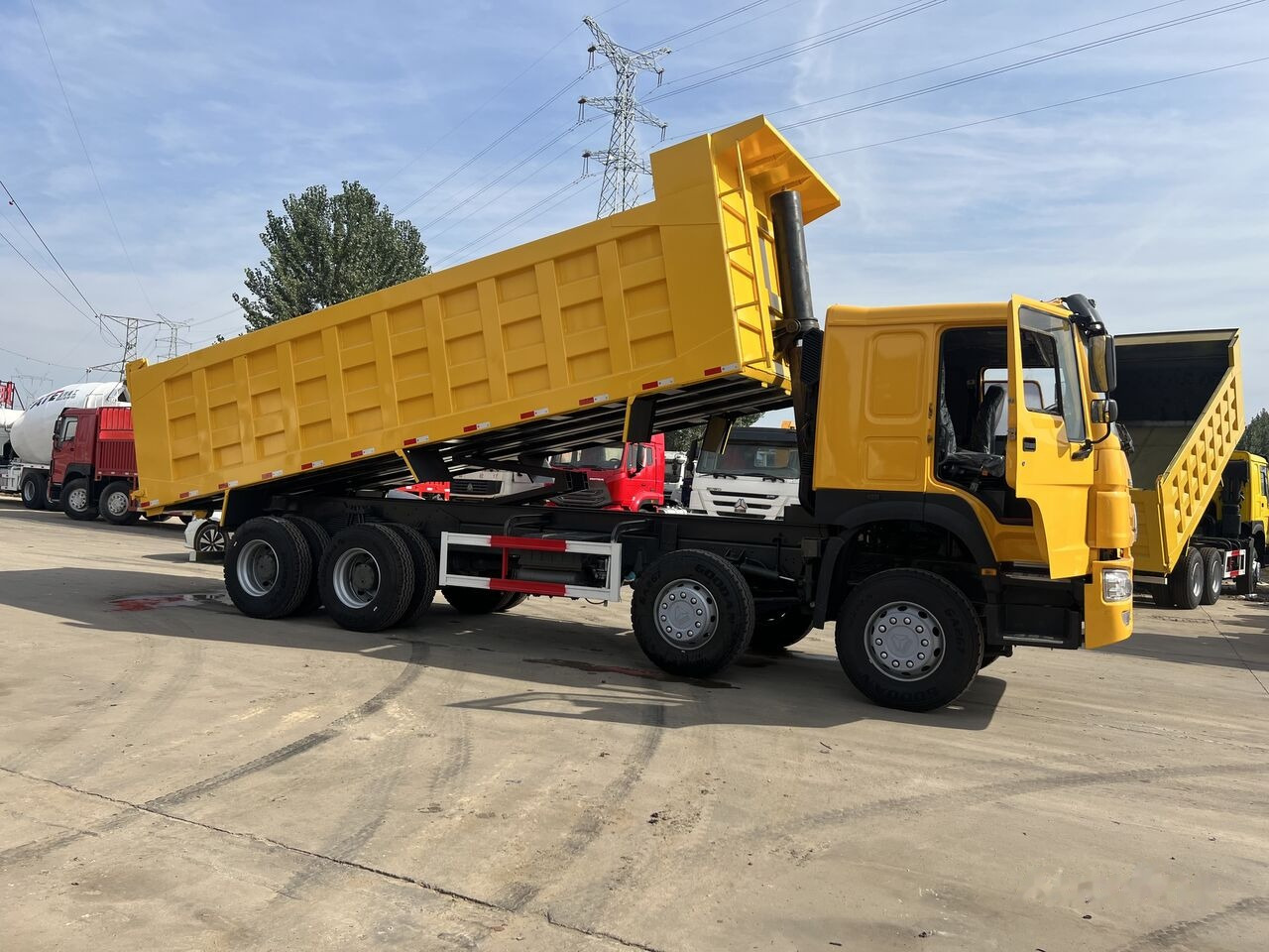 Howo  - Truk jungkit: gambar 1 Howo  - Truk jungkit: gambar 1