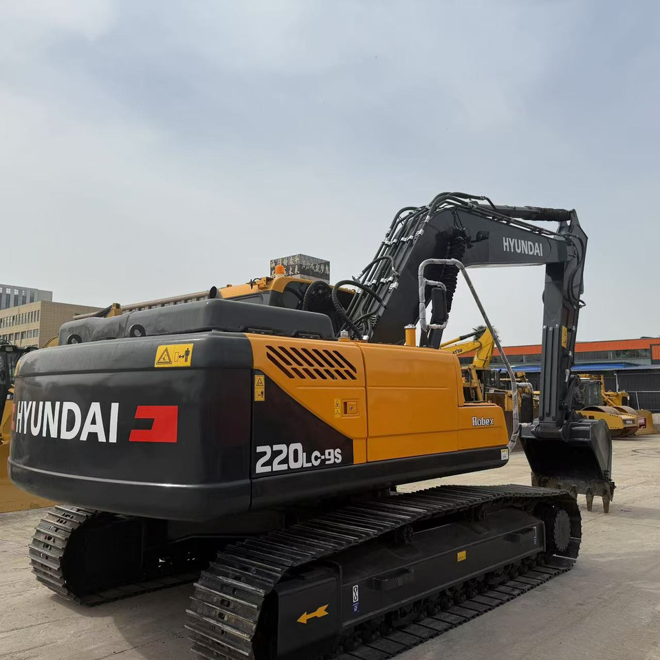 Hyundai 220LC-9S - Ekskavator perayap: gambar 4 Hyundai 220LC-9S - Ekskavator perayap: gambar 4