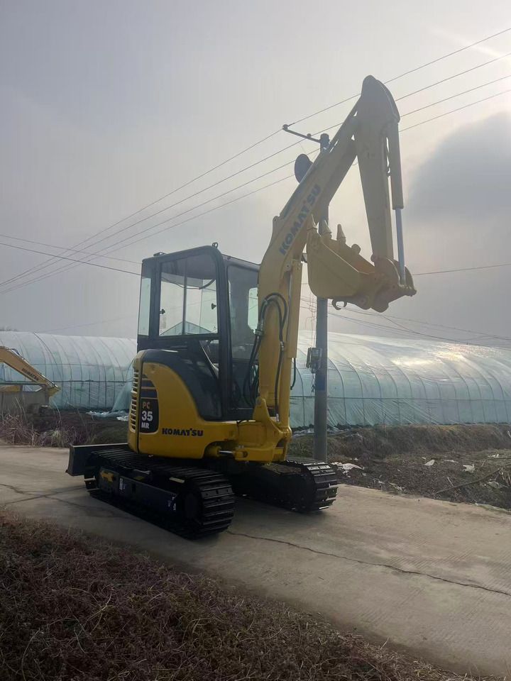 KOMATSU PC35 - Ekskavator mini: gambar 5 KOMATSU PC35 - Ekskavator mini: gambar 5