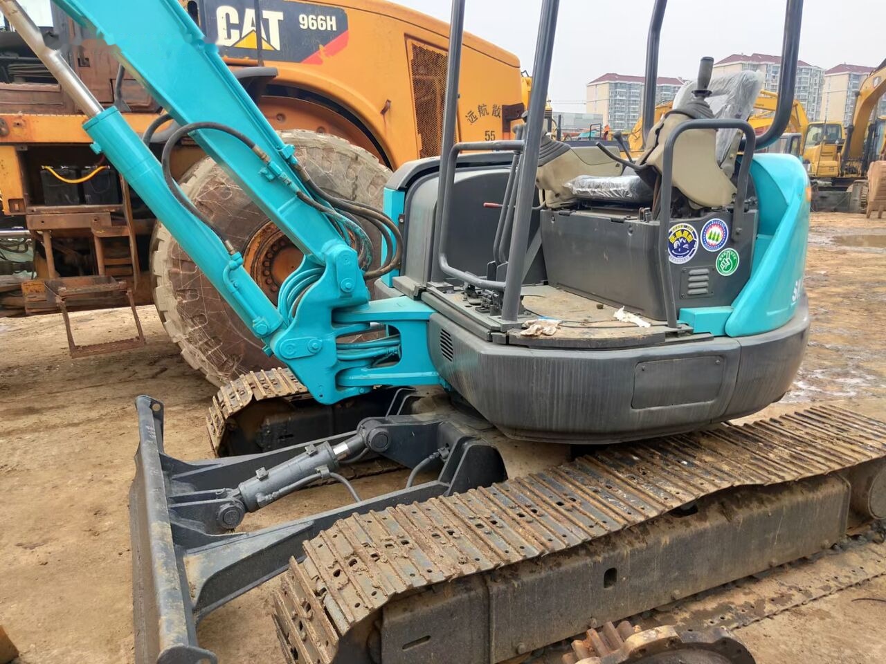 Kobelco SK45 - Ekskavator mini: gambar 5 Kobelco SK45 - Ekskavator mini: gambar 5