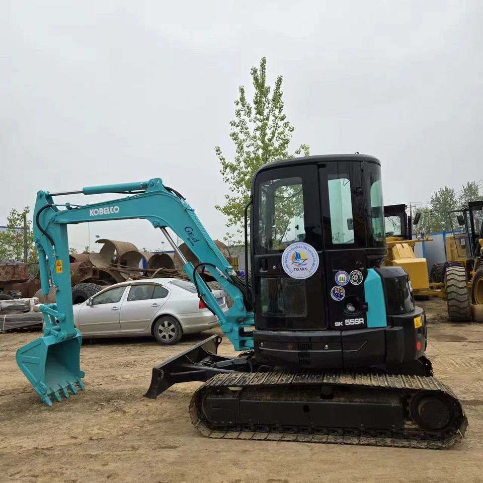 Kobelco SK55 - Ekskavator mini: gambar 3 Kobelco SK55 - Ekskavator mini: gambar 3