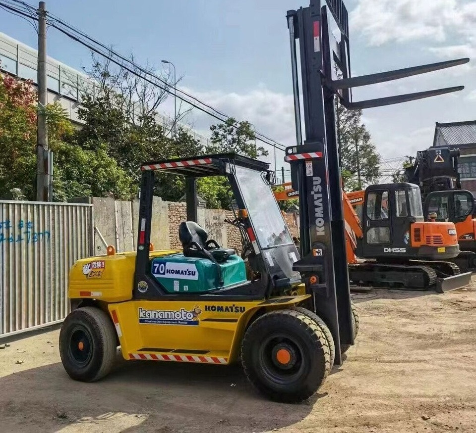 Komatsu FD70-7 - Forklift diesel: gambar 4 Komatsu FD70-7 - Forklift diesel: gambar 4