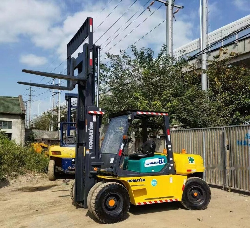 Komatsu FD70 - Forklift diesel: gambar 4 Komatsu FD70 - Forklift diesel: gambar 4