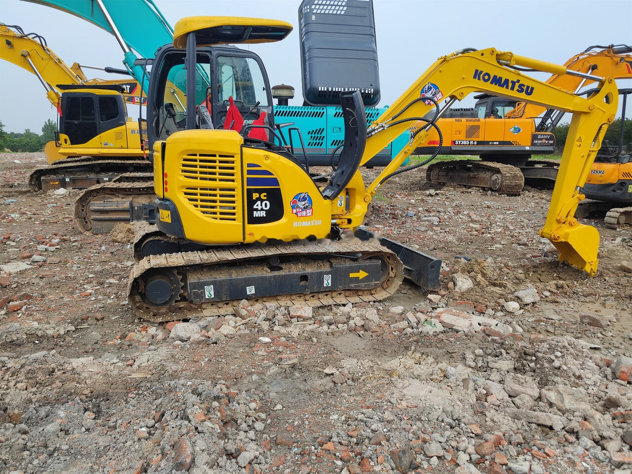 Komatsu PC40MR - Ekskavator perayap: gambar 4 Komatsu PC40MR - Ekskavator perayap: gambar 4