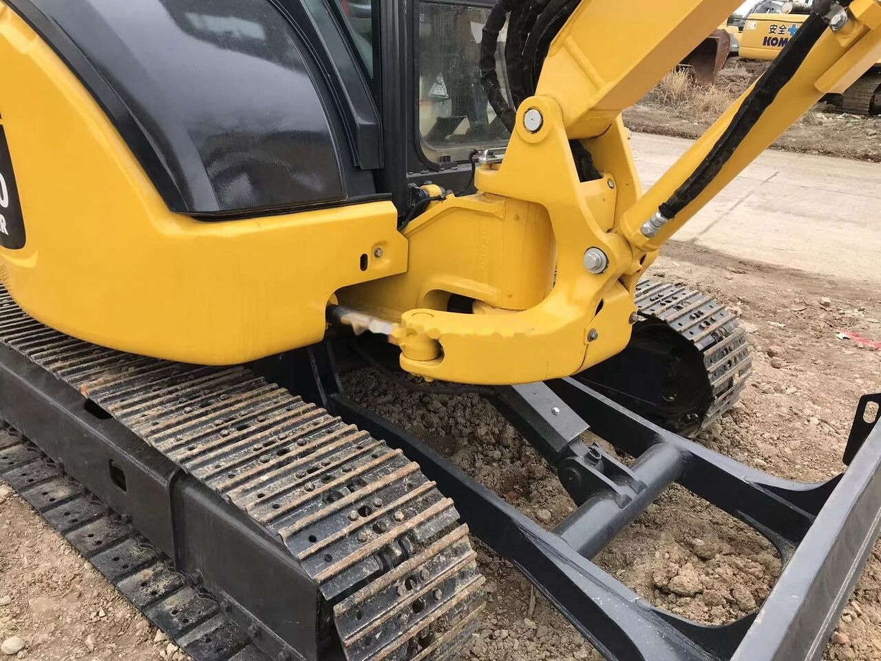 Komatsu PC40MR - Ekskavator perayap: gambar 5 Komatsu PC40MR - Ekskavator perayap: gambar 5