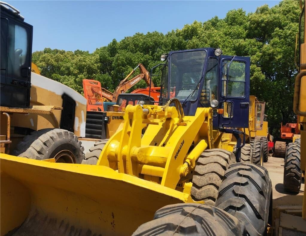 Komatsu WA300 - Wheel loader: gambar 5 Komatsu WA300 - Wheel loader: gambar 5