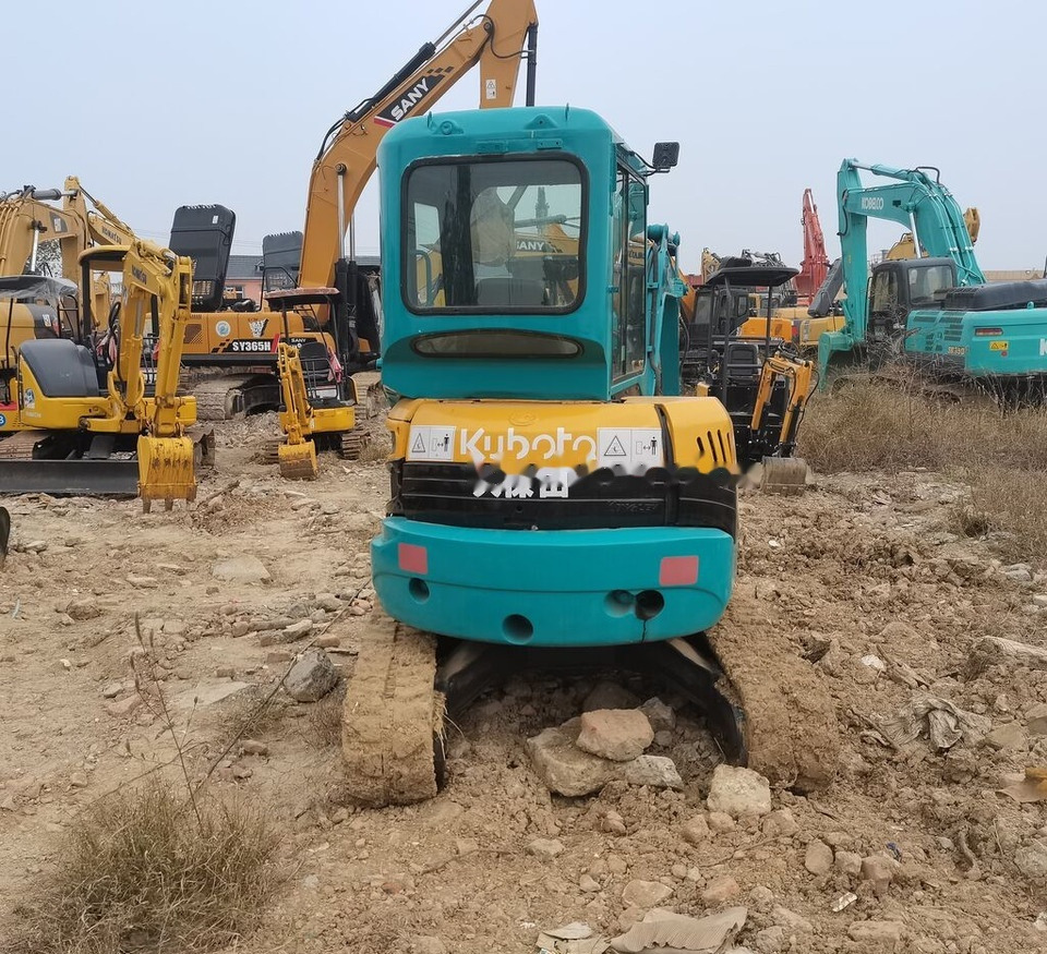 Kubota U35 - Ekskavator mini: gambar 2 Kubota U35 - Ekskavator mini: gambar 2