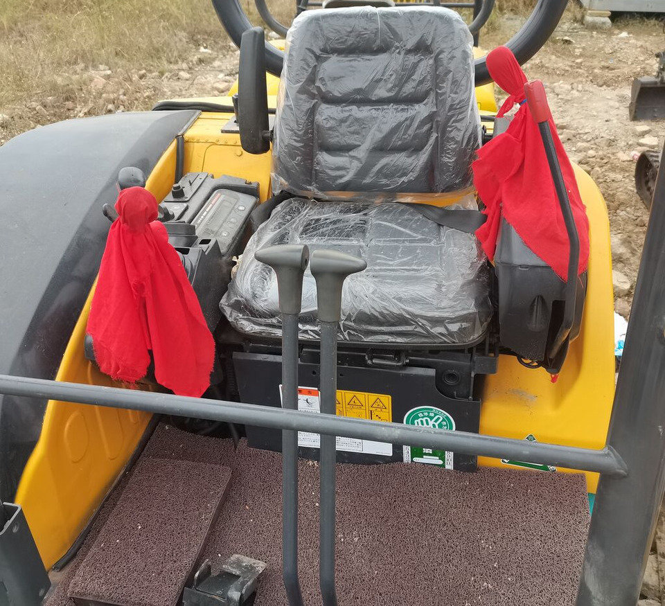 Kubota U35 - Ekskavator mini: gambar 4 Kubota U35 - Ekskavator mini: gambar 4