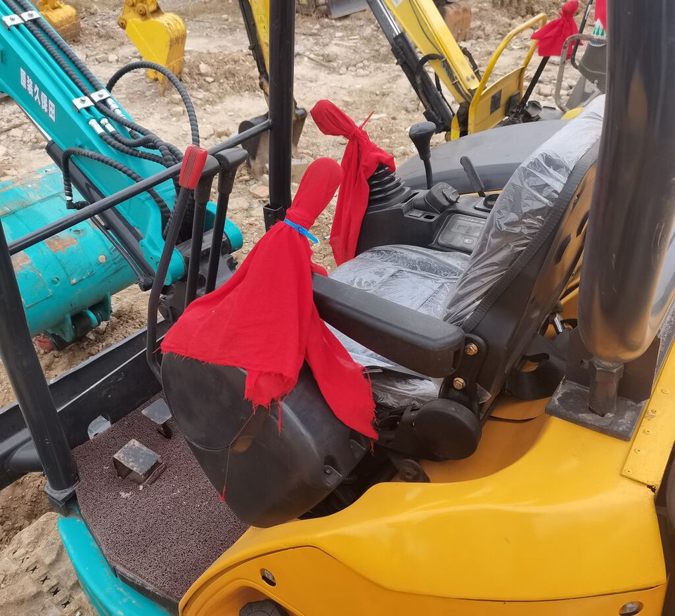 Kubota U35 - Ekskavator mini: gambar 5 Kubota U35 - Ekskavator mini: gambar 5