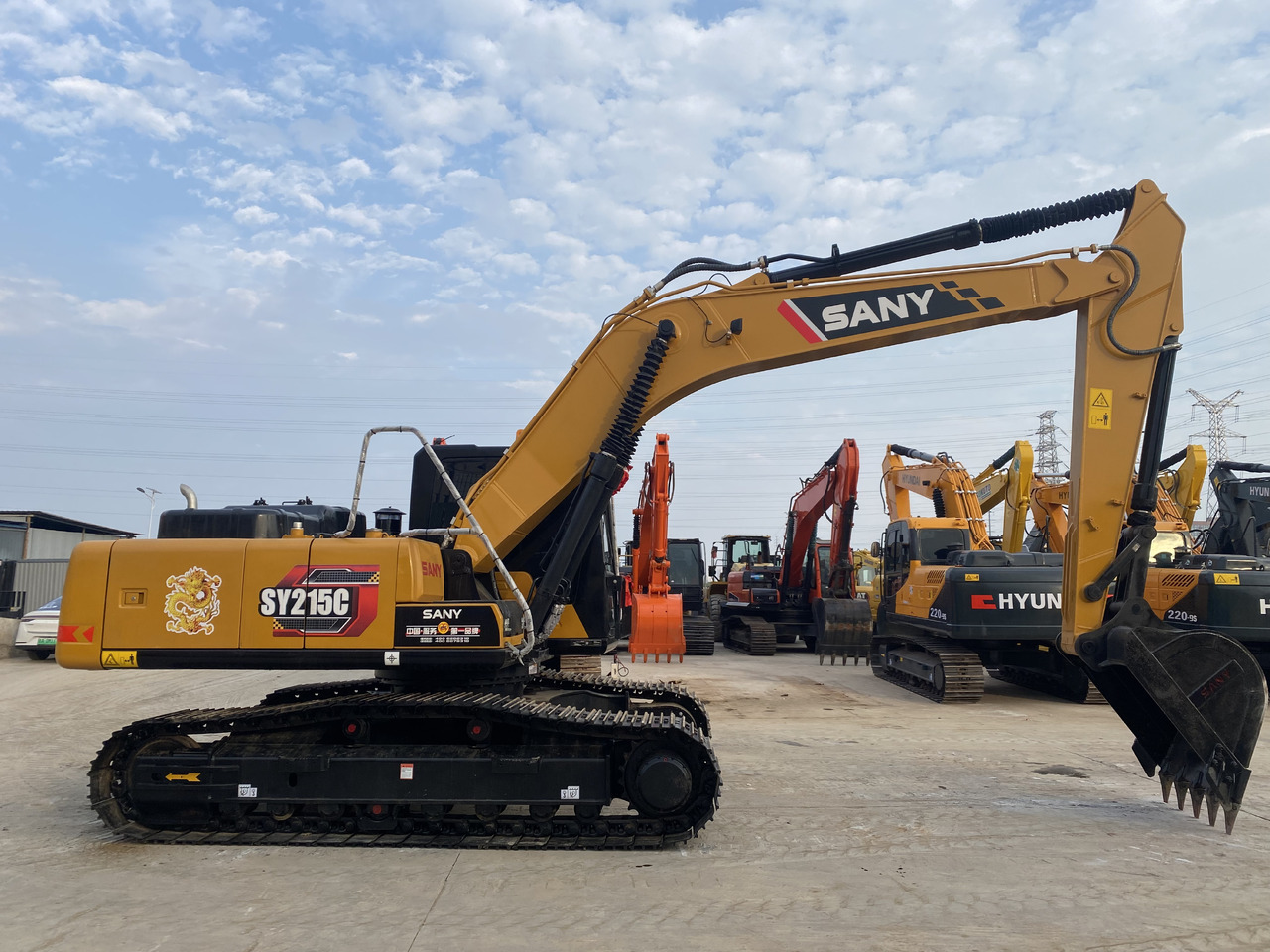 SANY SY215C - Ekskavator: gambar 3 SANY SY215C - Ekskavator: gambar 3