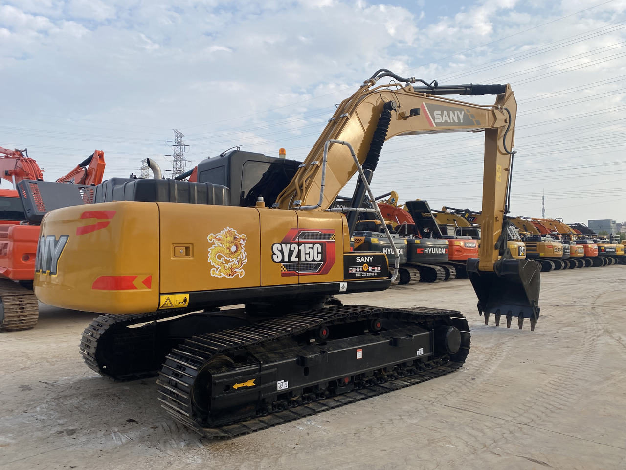 SANY SY215C - Ekskavator: gambar 4 SANY SY215C - Ekskavator: gambar 4