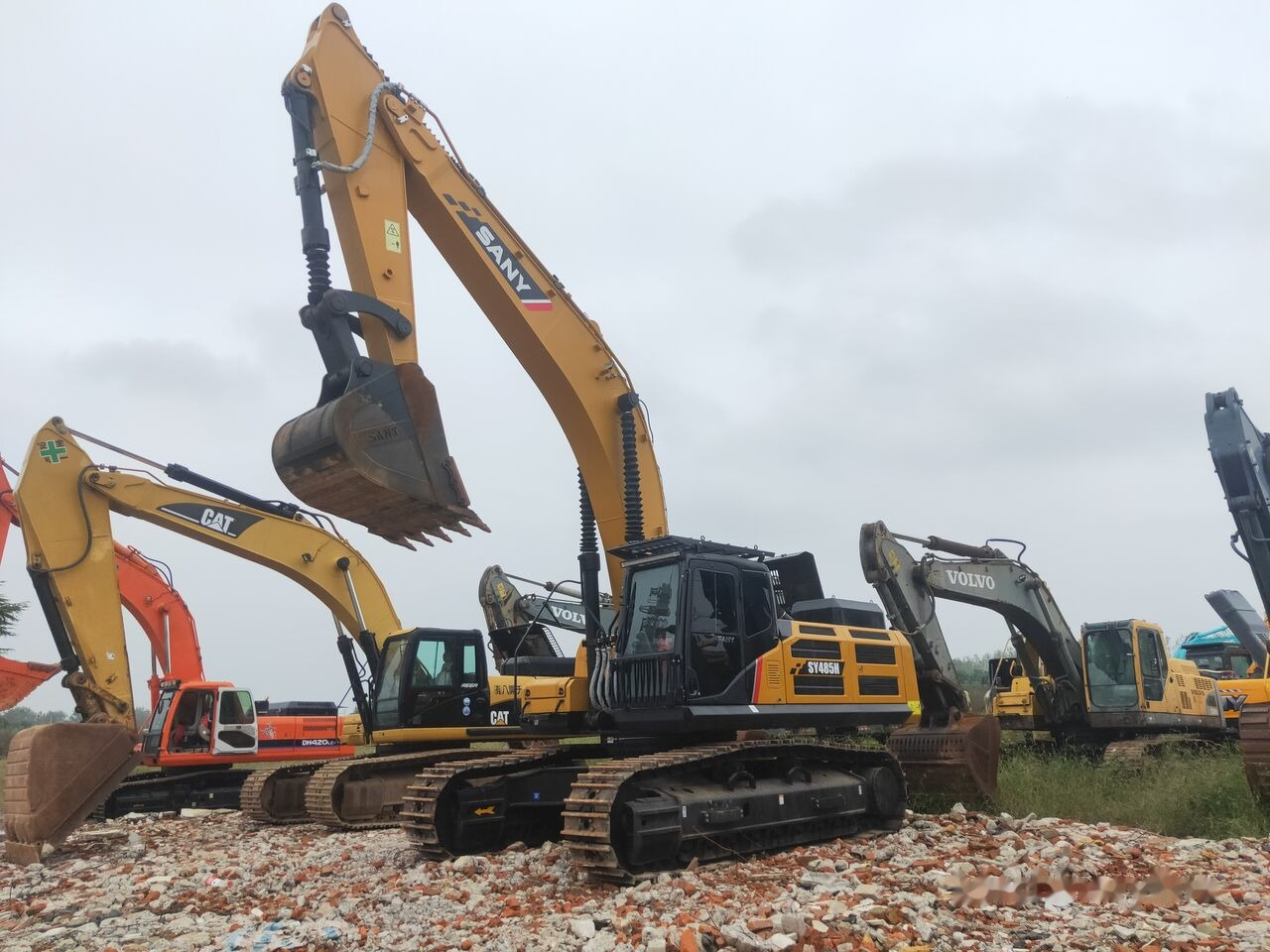 Sany SY485H - Ekskavator perayap: gambar 3 Sany SY485H - Ekskavator perayap: gambar 3