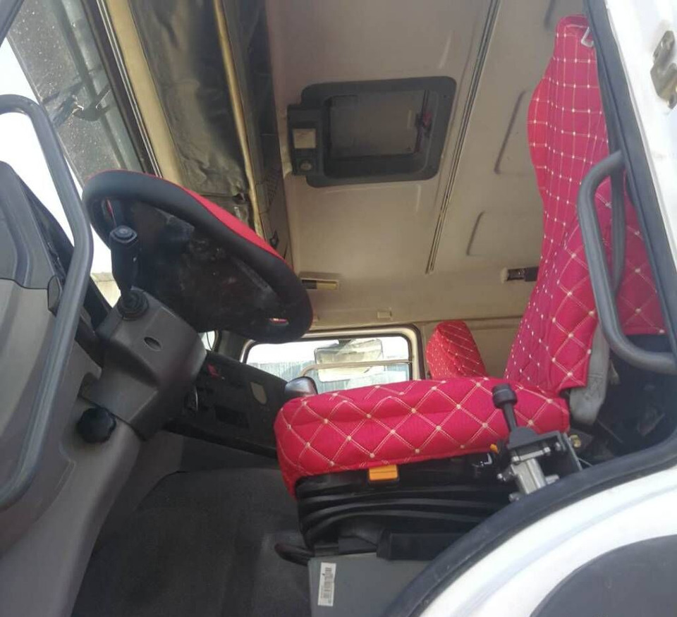 Truk jungkit Sinotruk Howo: gambar 6 Truk jungkit Sinotruk Howo: gambar 6