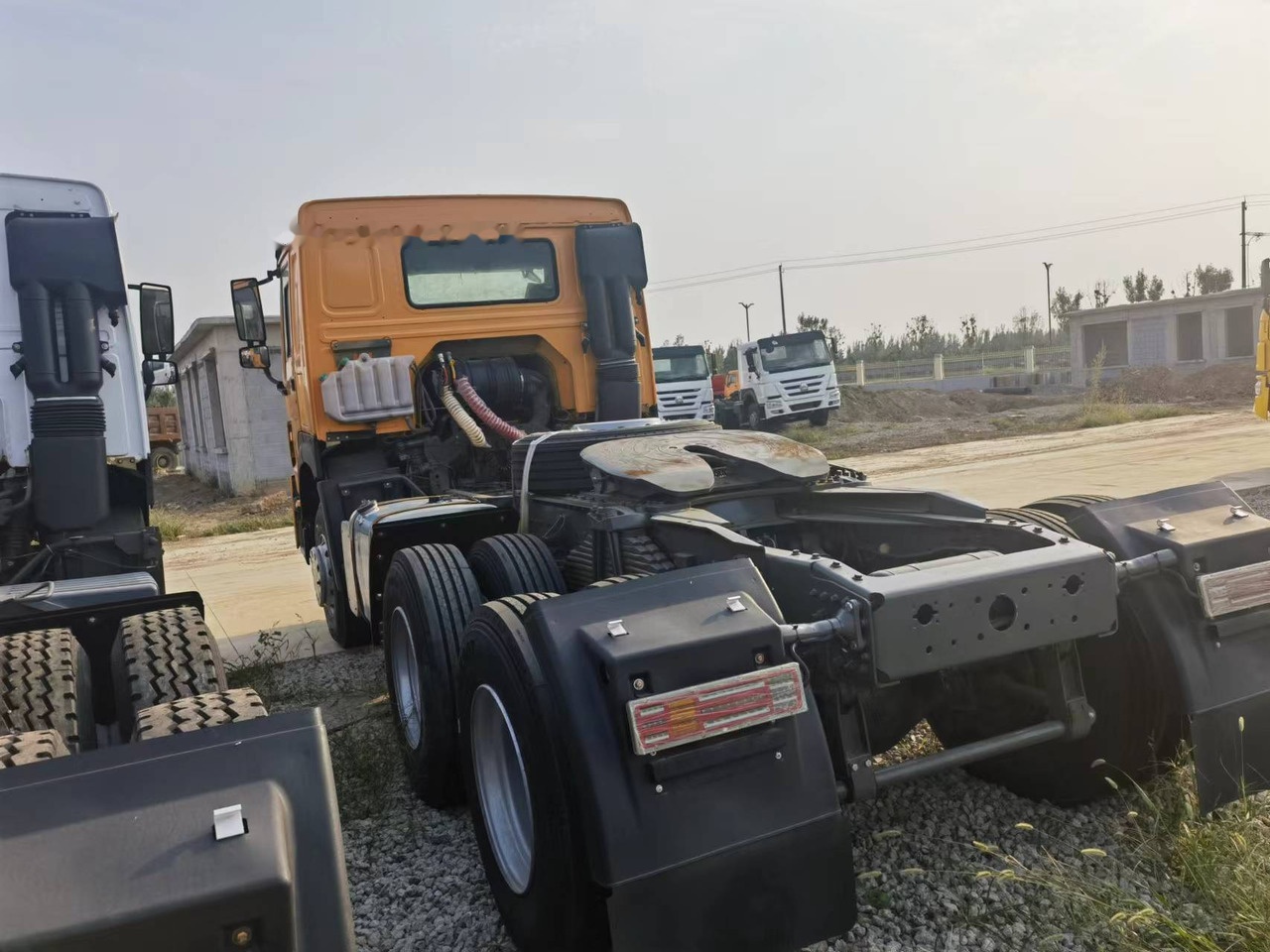 Tractor head Sinotruk HOWO 371 Tractor: gambar 8