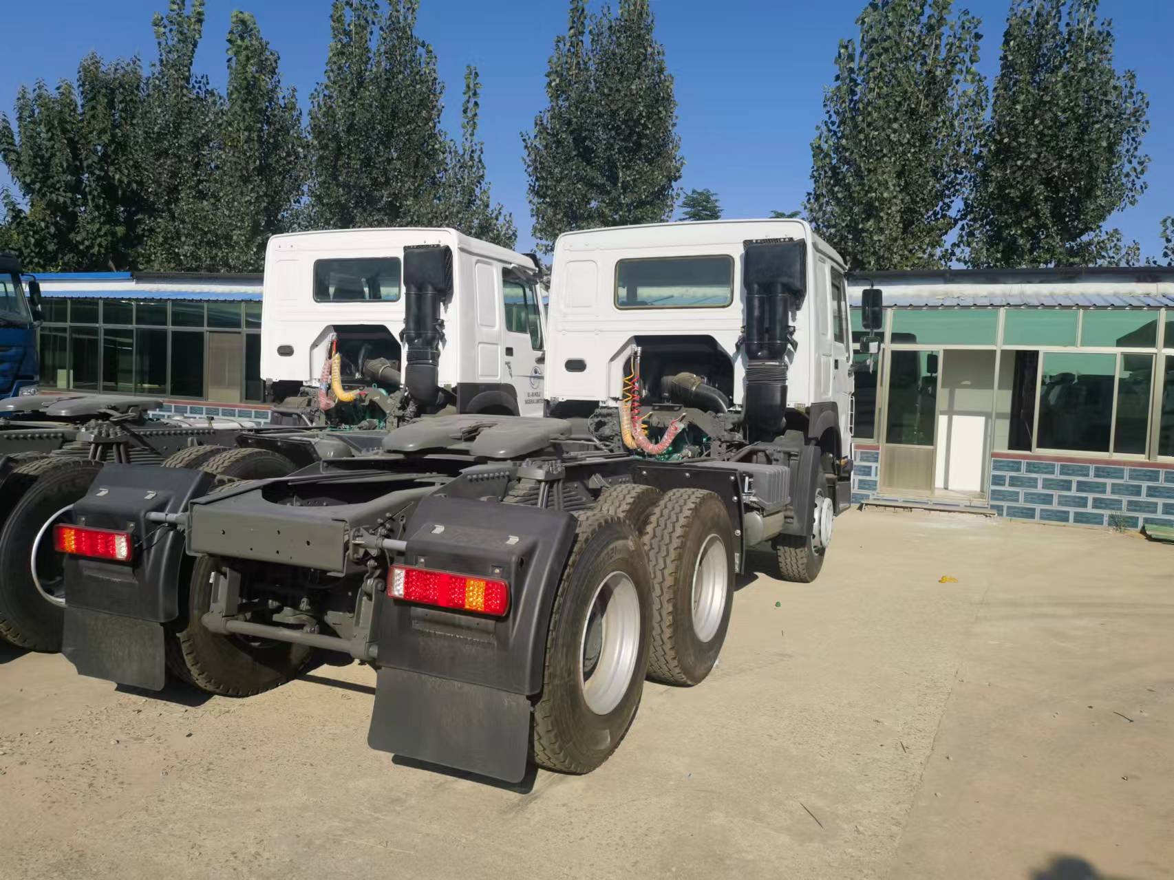 Sinotruk HOWO 371 Tractor - Tractor head: gambar 5 Sinotruk HOWO 371 Tractor - Tractor head: gambar 5