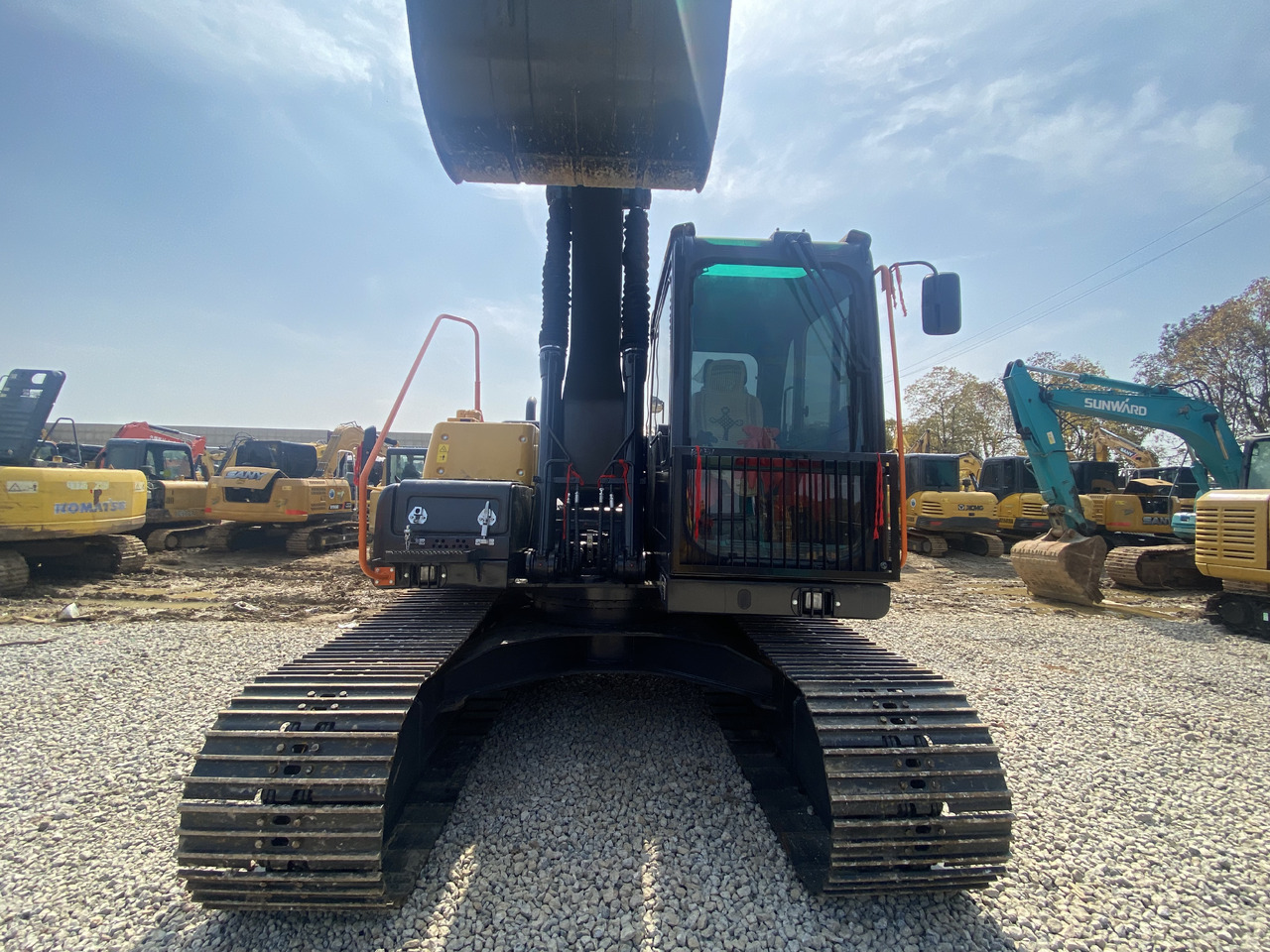 VOLVO EC140 - Ekskavator: gambar 4 VOLVO EC140 - Ekskavator: gambar 4