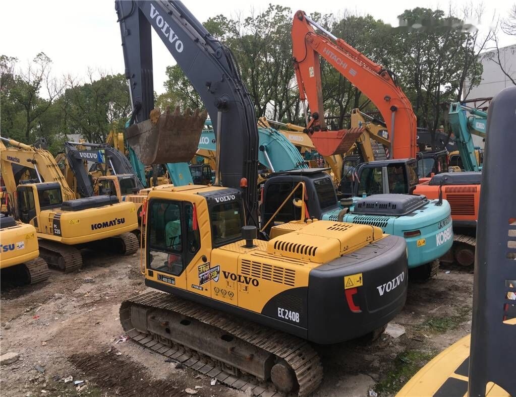 Volvo EC 240 B LC - Ekskavator perayap: gambar 1 Volvo EC 240 B LC - Ekskavator perayap: gambar 1