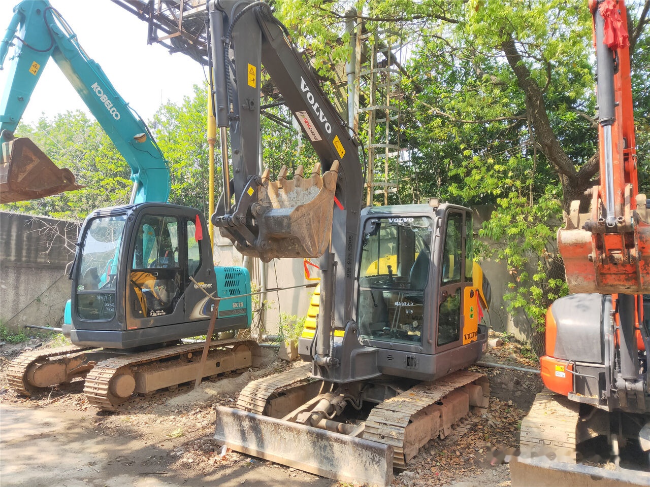 Volvo EC60C - Ekskavator mini: gambar 4 Volvo EC60C - Ekskavator mini: gambar 4