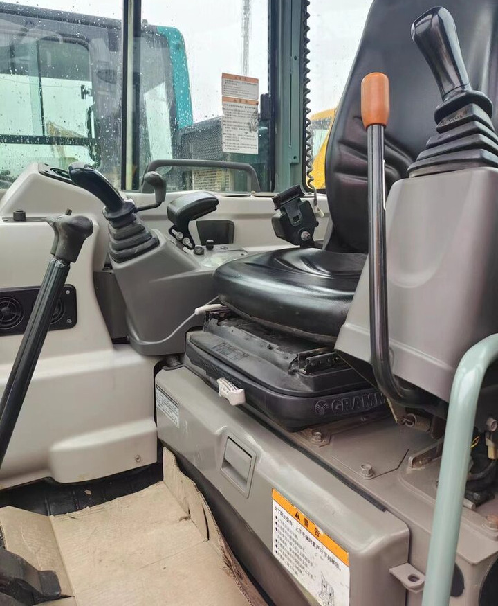 Yanmar VIO55 - Ekskavator mini: gambar 3 Yanmar VIO55 - Ekskavator mini: gambar 3