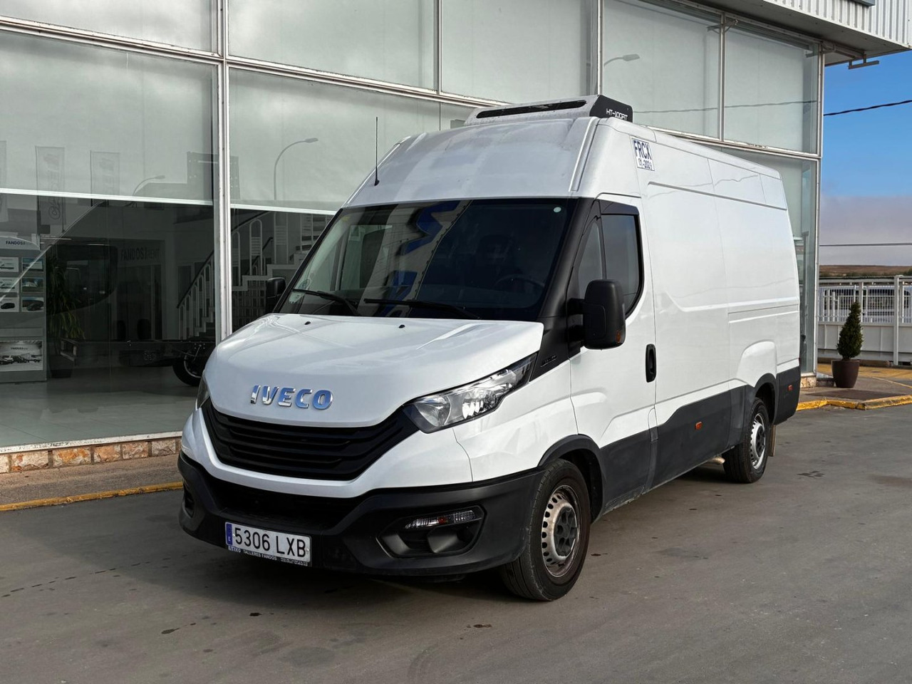 Frigorífico IVECO 35S16 V FRIGORÍFICA 12m3 - Van berpendingin: gambar 1 Frigorífico IVECO 35S16 V FRIGORÍFICA 12m3 - Van berpendingin: gambar 1
