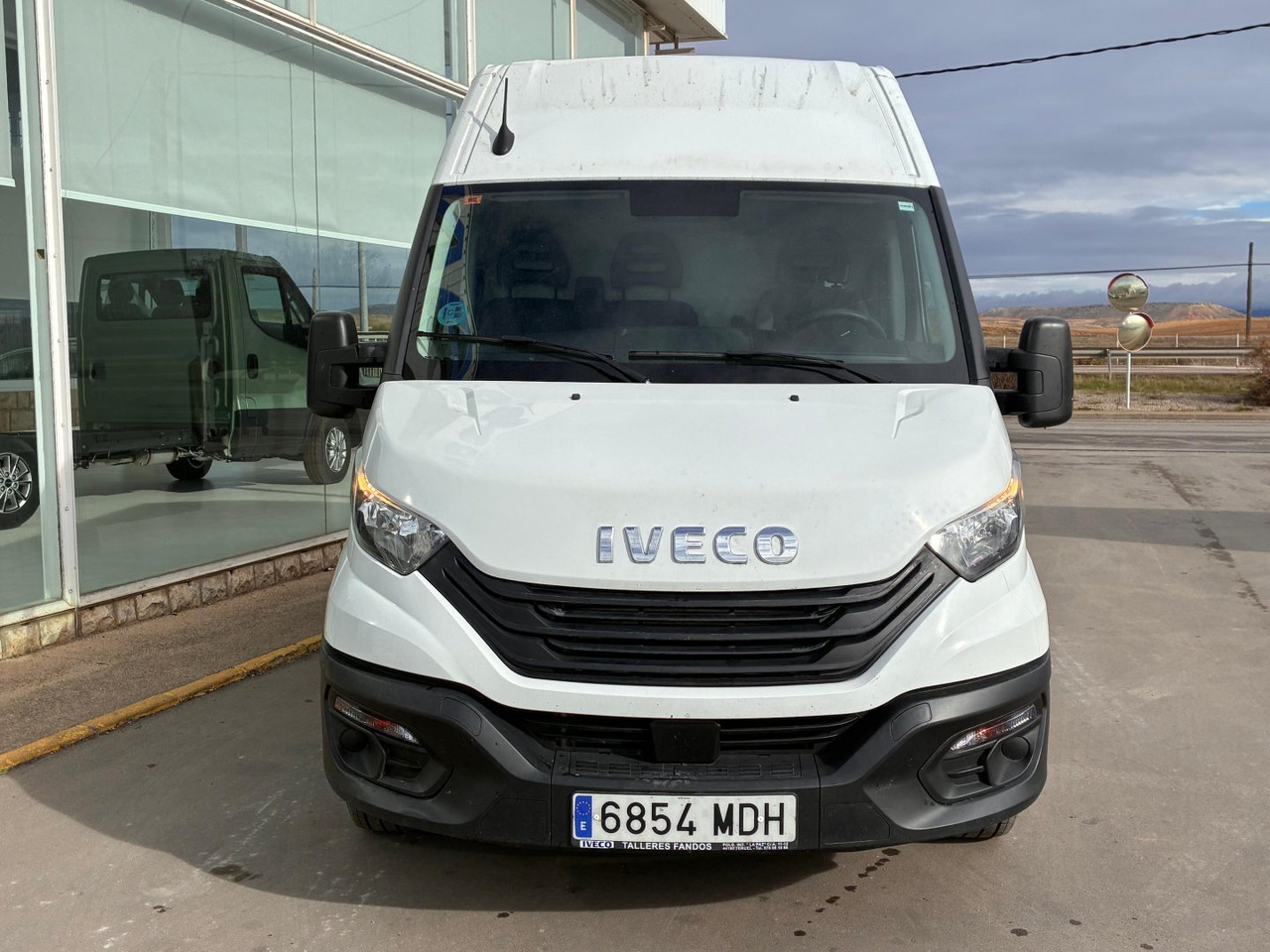 Furgón IVECO 35S16 V 12m3 - Van panel: gambar 2 Furgón IVECO 35S16 V 12m3 - Van panel: gambar 2