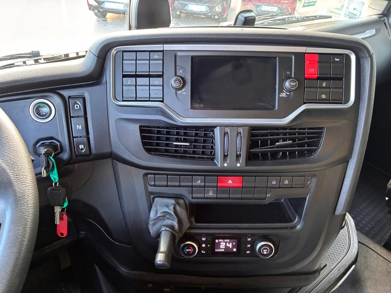 Tractor head Cabeza Tractora IVECO 460 AUTOMATICO INTARDER ADR: gambar 19 Tractor head Cabeza Tractora IVECO 460 AUTOMATICO INTARDER ADR: gambar 19