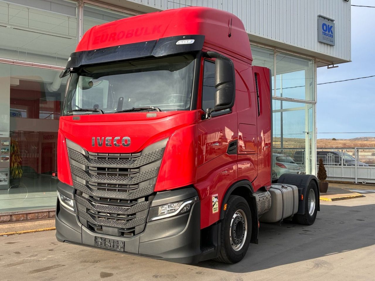 Cabeza Tractora IVECO 480 AUTOMATICO CON INTARDER - Tractor head: gambar 1 Cabeza Tractora IVECO 480 AUTOMATICO CON INTARDER - Tractor head: gambar 1