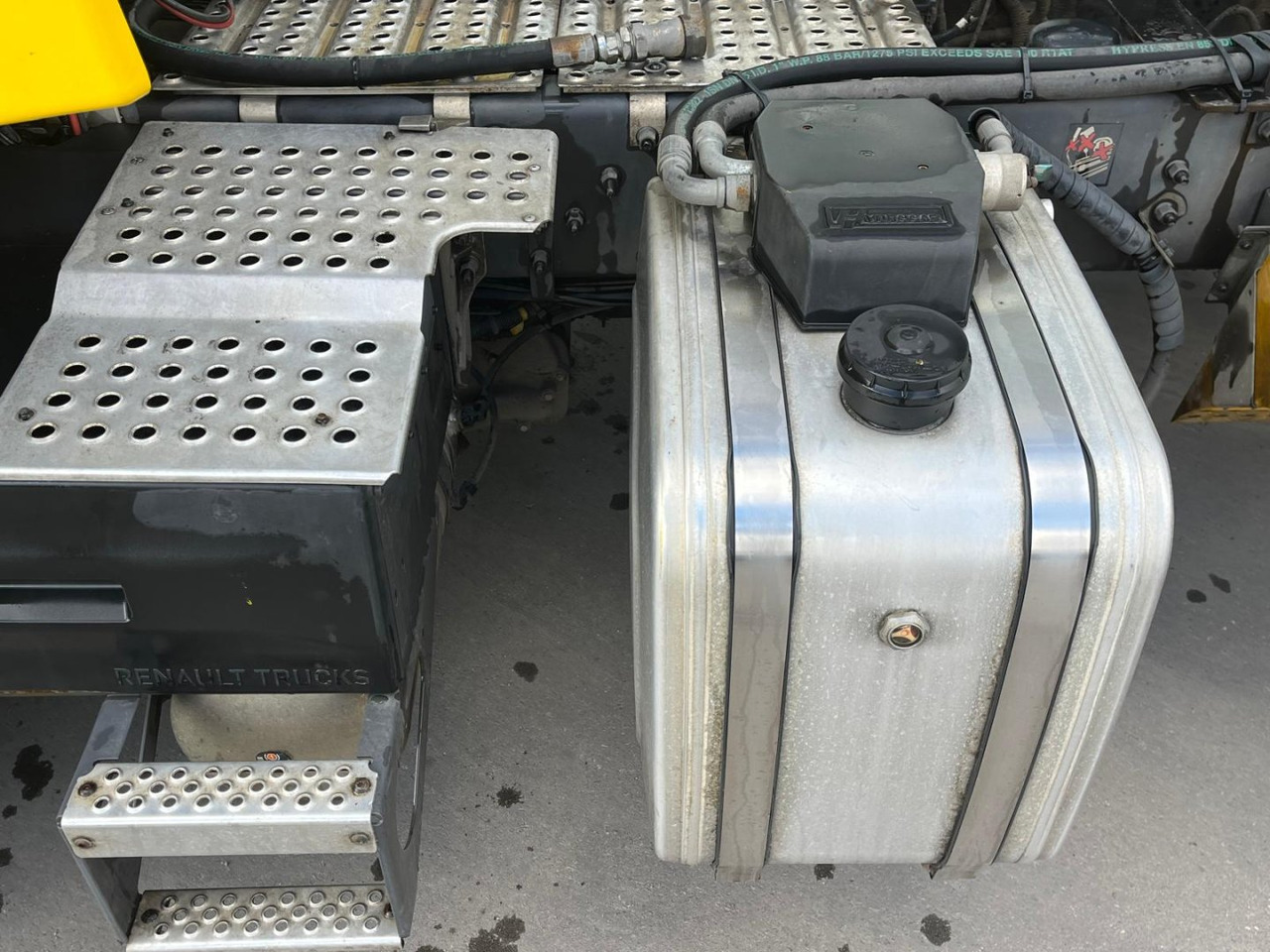 Tractor head Cabeza Tractora Renault T480 AUTOMATICA INTARDER: gambar 6 Tractor head Cabeza Tractora Renault T480 AUTOMATICA INTARDER: gambar 6