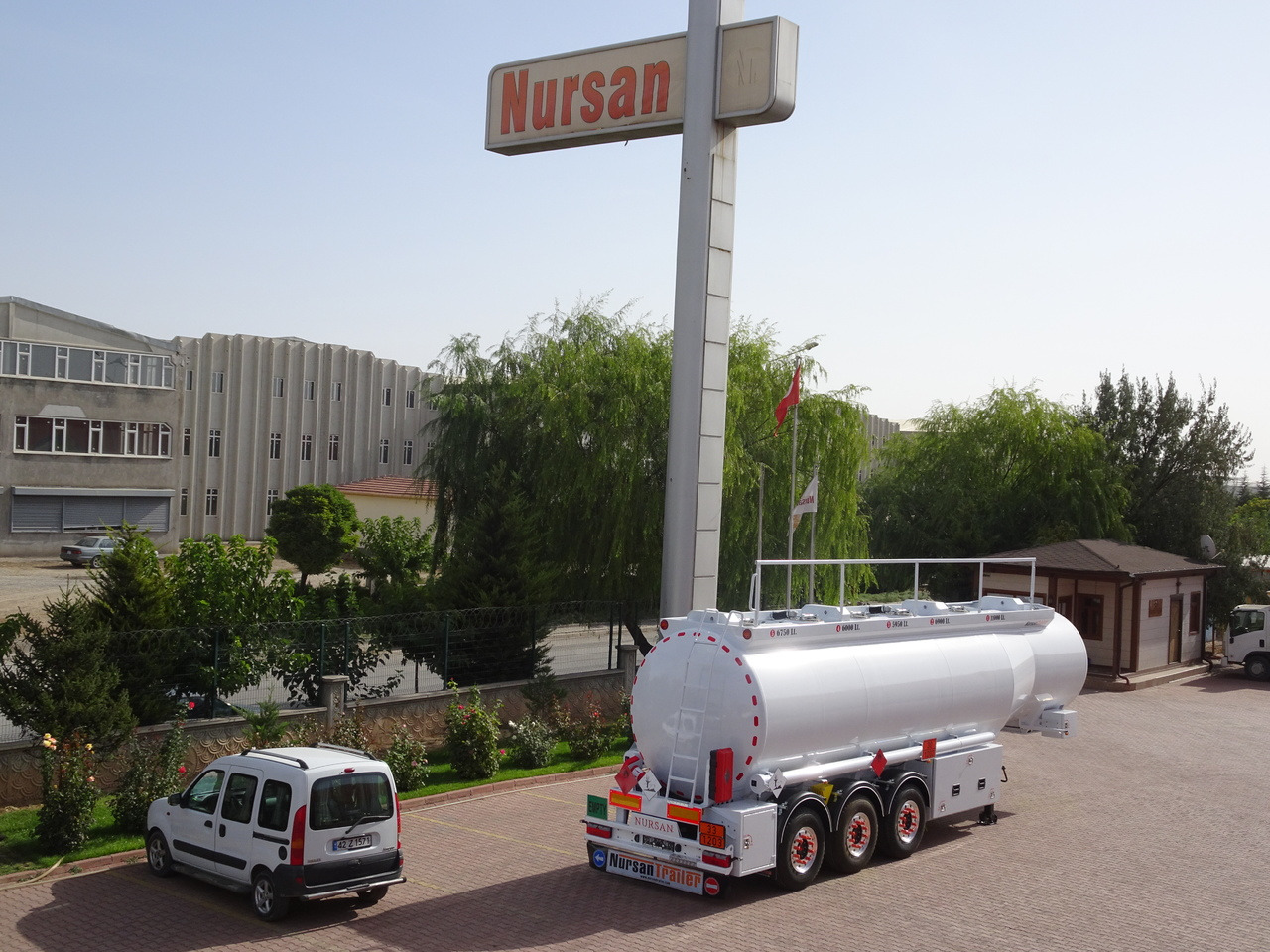 Leasing NURSAN Aluminium  Tanker NURSAN Aluminium  Tanker: gambar 10 Leasing NURSAN Aluminium  Tanker NURSAN Aluminium  Tanker: gambar 10