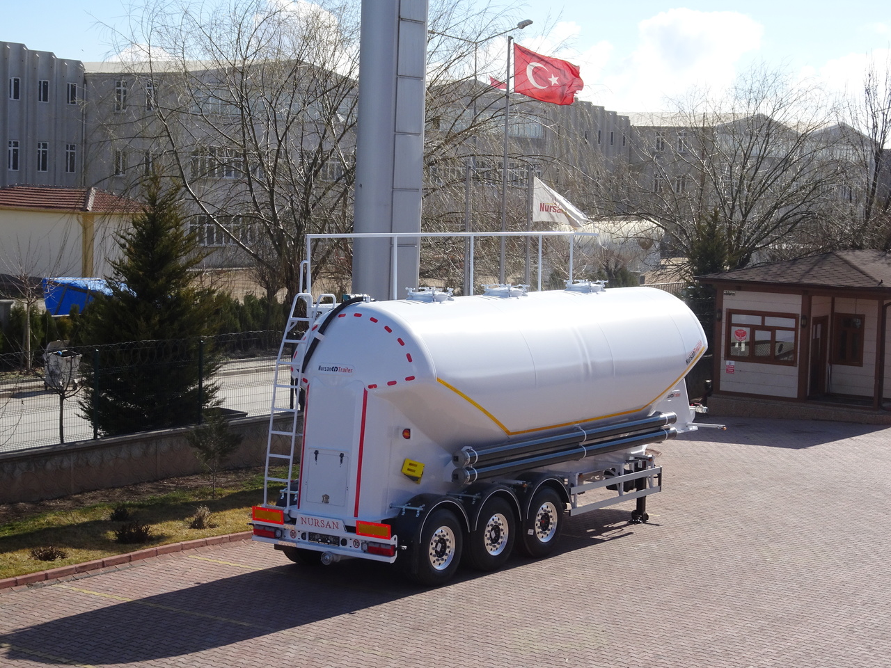 NURSAN Aluminium W Type Silo - Semi trailer silo: gambar 3 NURSAN Aluminium W Type Silo - Semi trailer silo: gambar 3