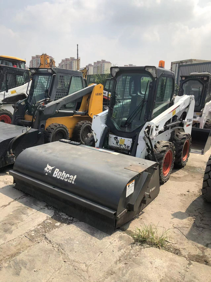 BOBCAT S550 - Skid steer: gambar 2 BOBCAT S550 - Skid steer: gambar 2
