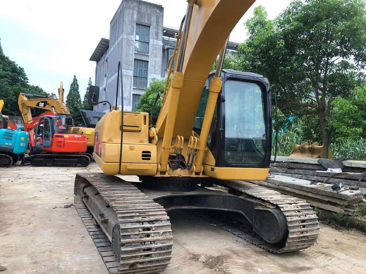 CAT 320CL CAT 320D 320GC - Ekskavator perayap: gambar 3 CAT 320CL CAT 320D 320GC - Ekskavator perayap: gambar 3