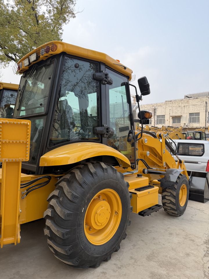 CAT 420F NEW - Backhoe loader: gambar 3 CAT 420F NEW - Backhoe loader: gambar 3