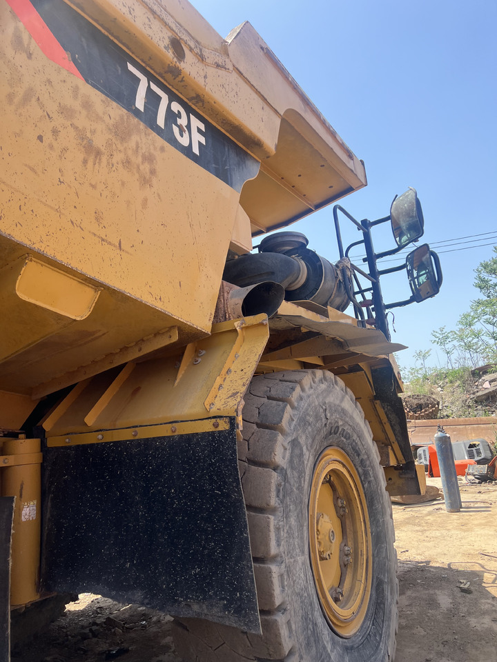 Truk batu/ Dumper iebes CAT 773F MINING DUMP TRUCK: gambar 6
