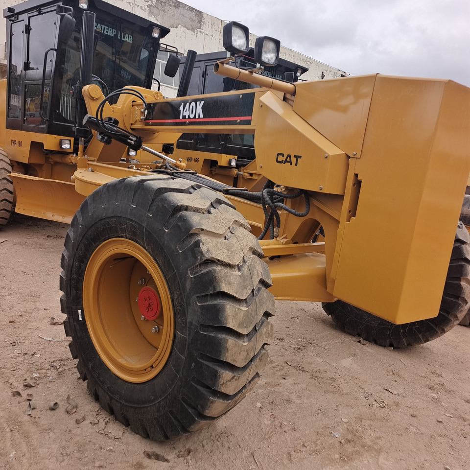 CATERPILLAR 140K CAT 140H 140G - Grader: gambar 3 CATERPILLAR 140K CAT 140H 140G - Grader: gambar 3