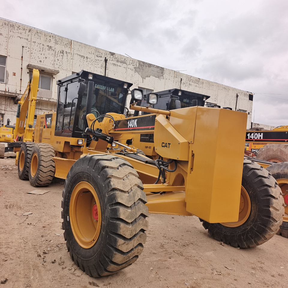 CATERPILLAR 140K CAT 140H 140G - Grader: gambar 2 CATERPILLAR 140K CAT 140H 140G - Grader: gambar 2