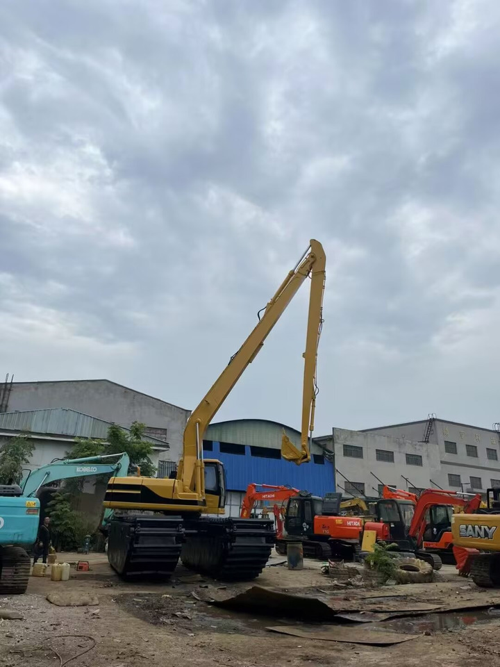 CATERPILLAR 320BL DREDGER CAT 320CL Extended BOOM - Ekskavator amfibi: gambar 4 CATERPILLAR 320BL DREDGER CAT 320CL Extended BOOM - Ekskavator amfibi: gambar 4