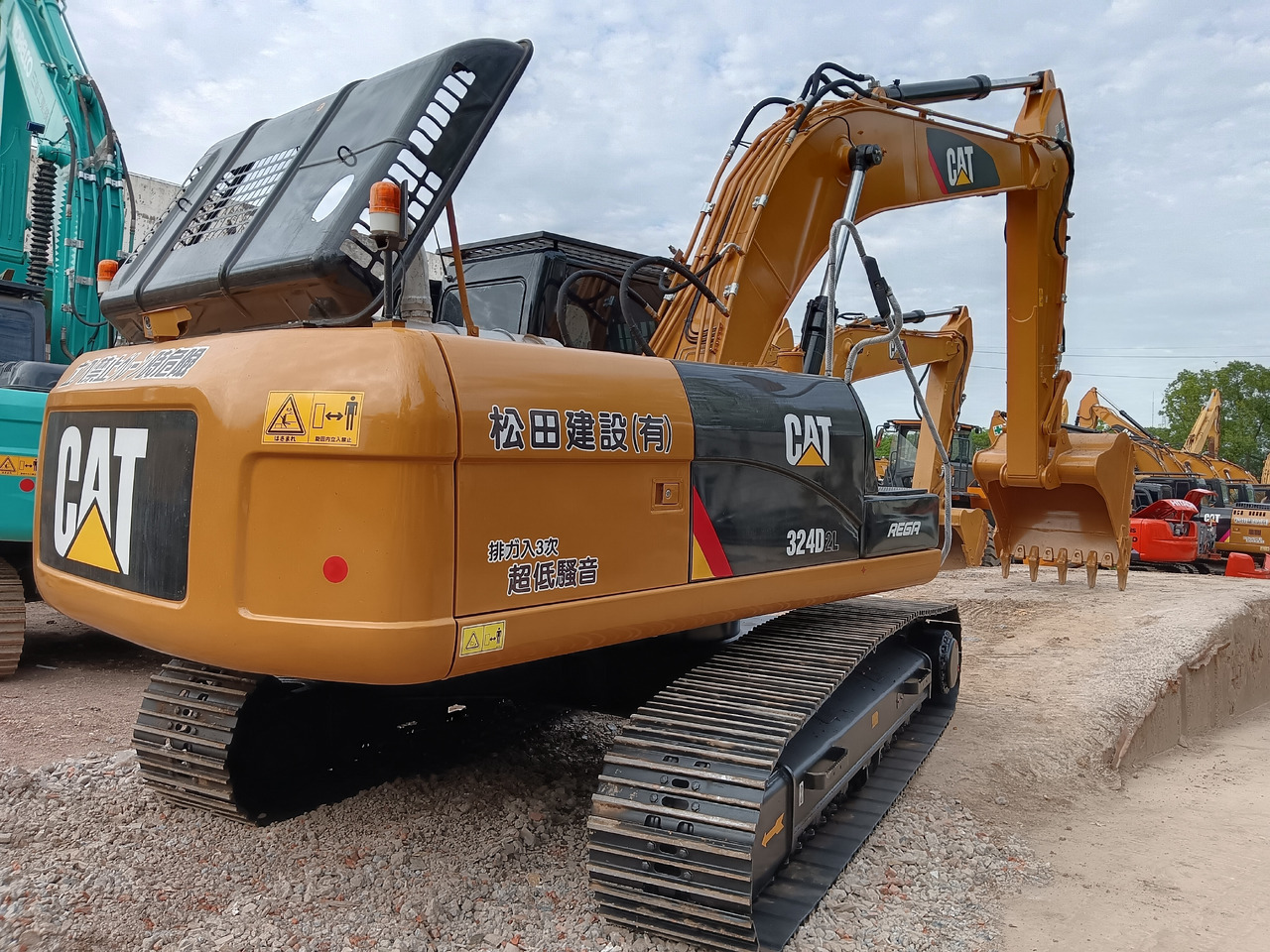 Ekskavator perayap CATERPILLAR 324DL CAT 324 DL: gambar 9