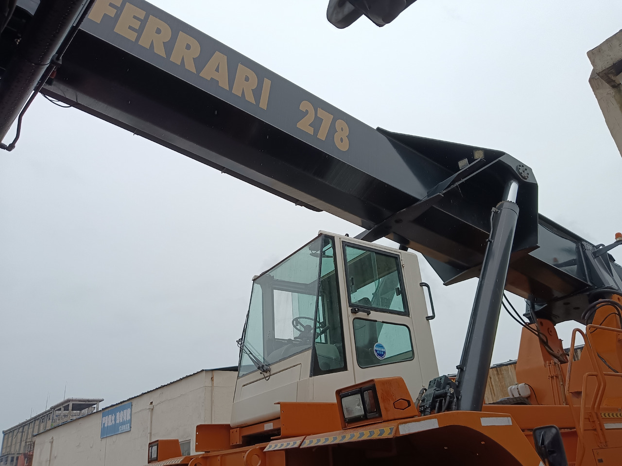 CVS FERRARRI F278 - Penumpuk jangkauan: gambar 3 CVS FERRARRI F278 - Penumpuk jangkauan: gambar 3
